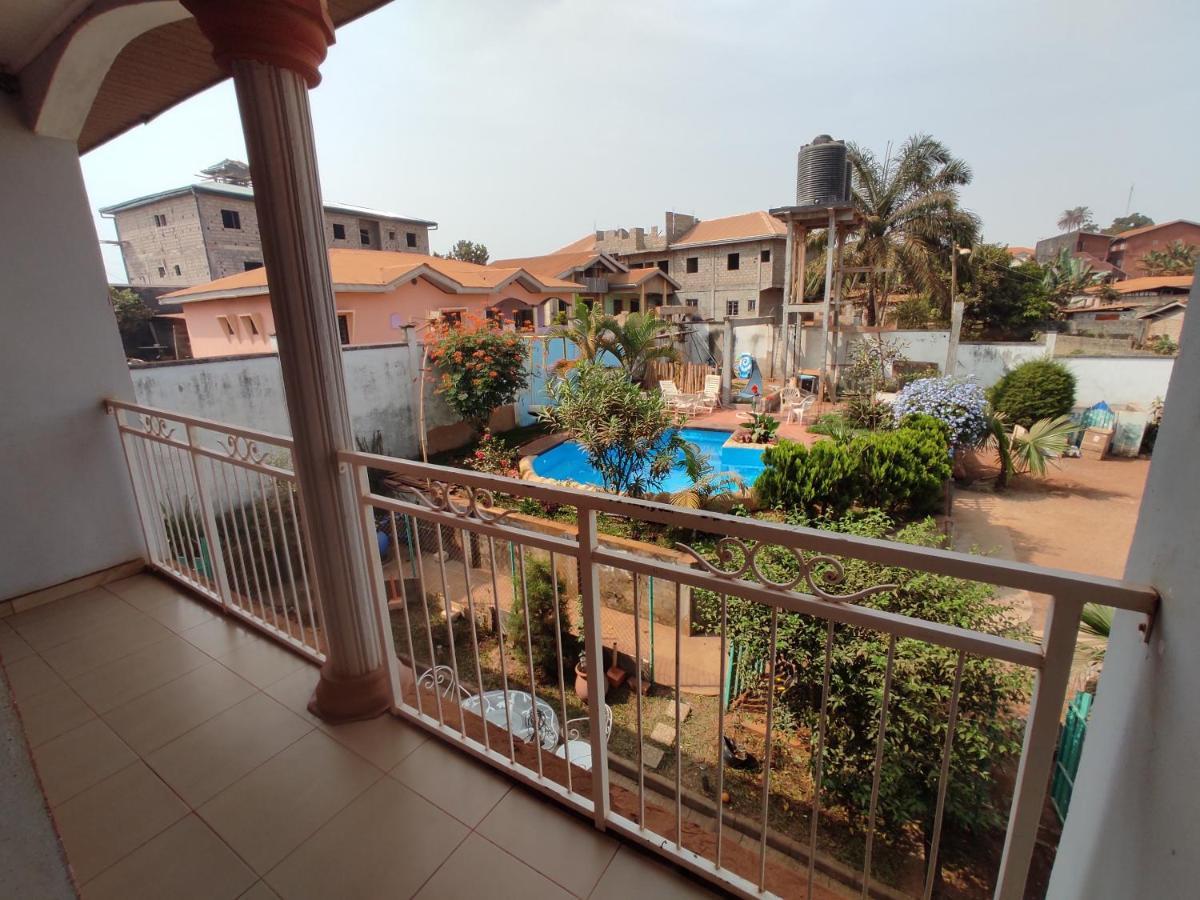Residence Jardin Tropical Yaounde Exterior photo